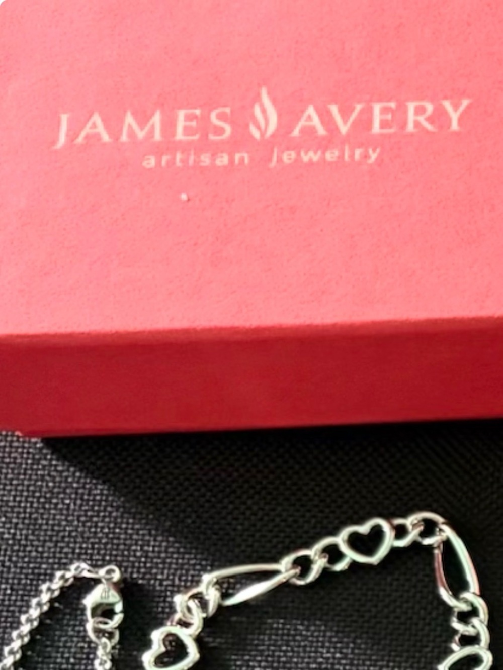James Avery Silver Heart Link Bracelet - Picture 2 of 2